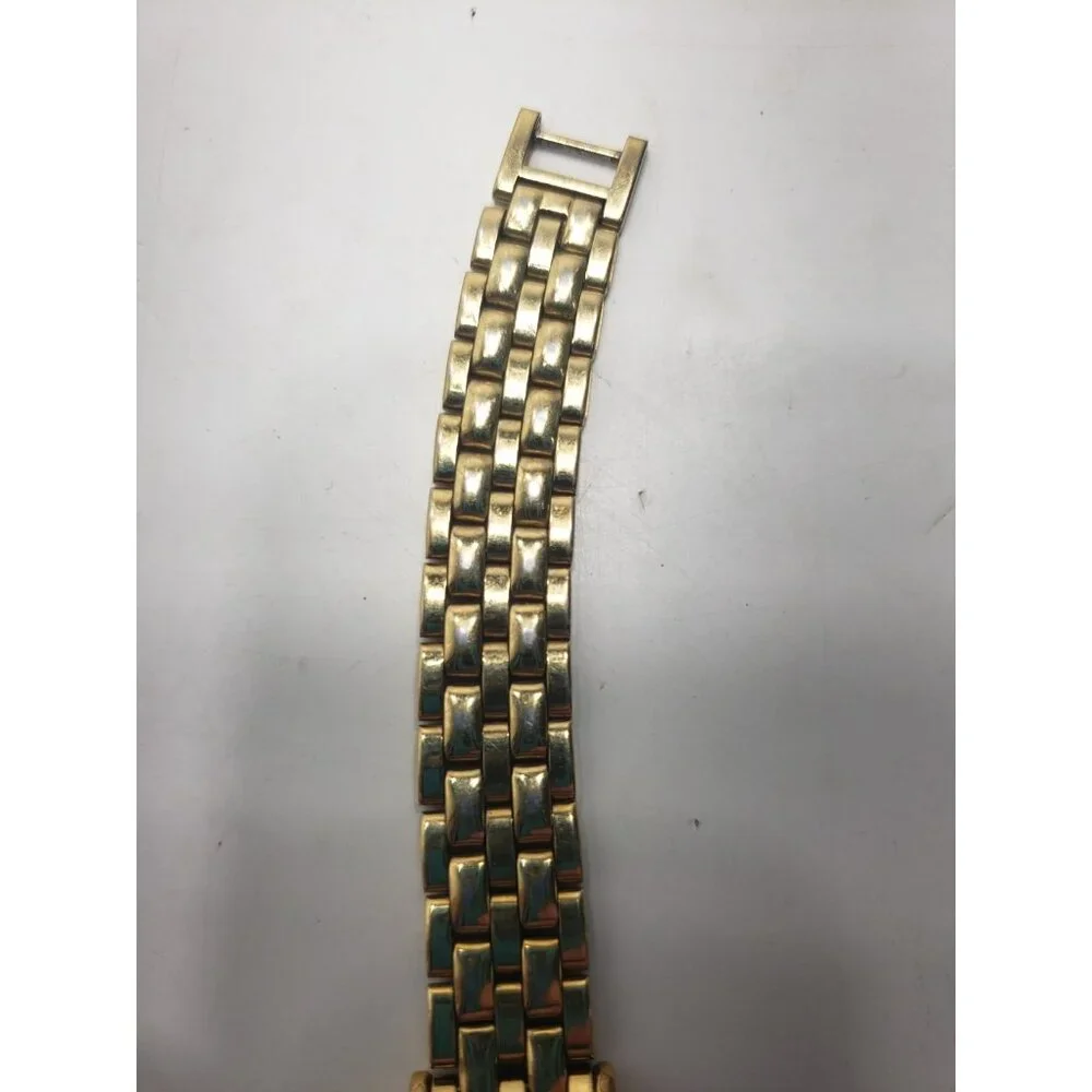 Vintage Seiko V401-1600 Women’s Quartz 24mm Black Dial Gold Tone Wristwatch